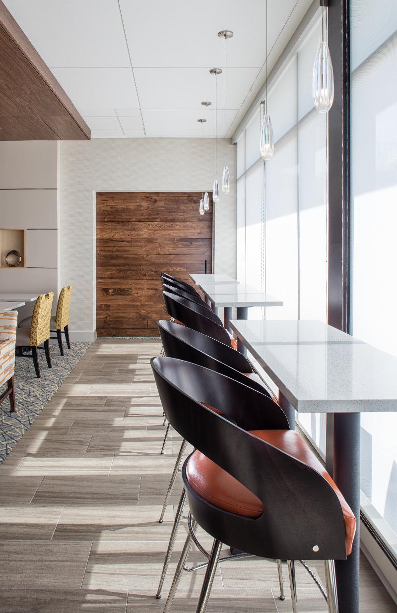 Holiday Inn Express East Peoria - Riverfront By Ihg Exterior foto